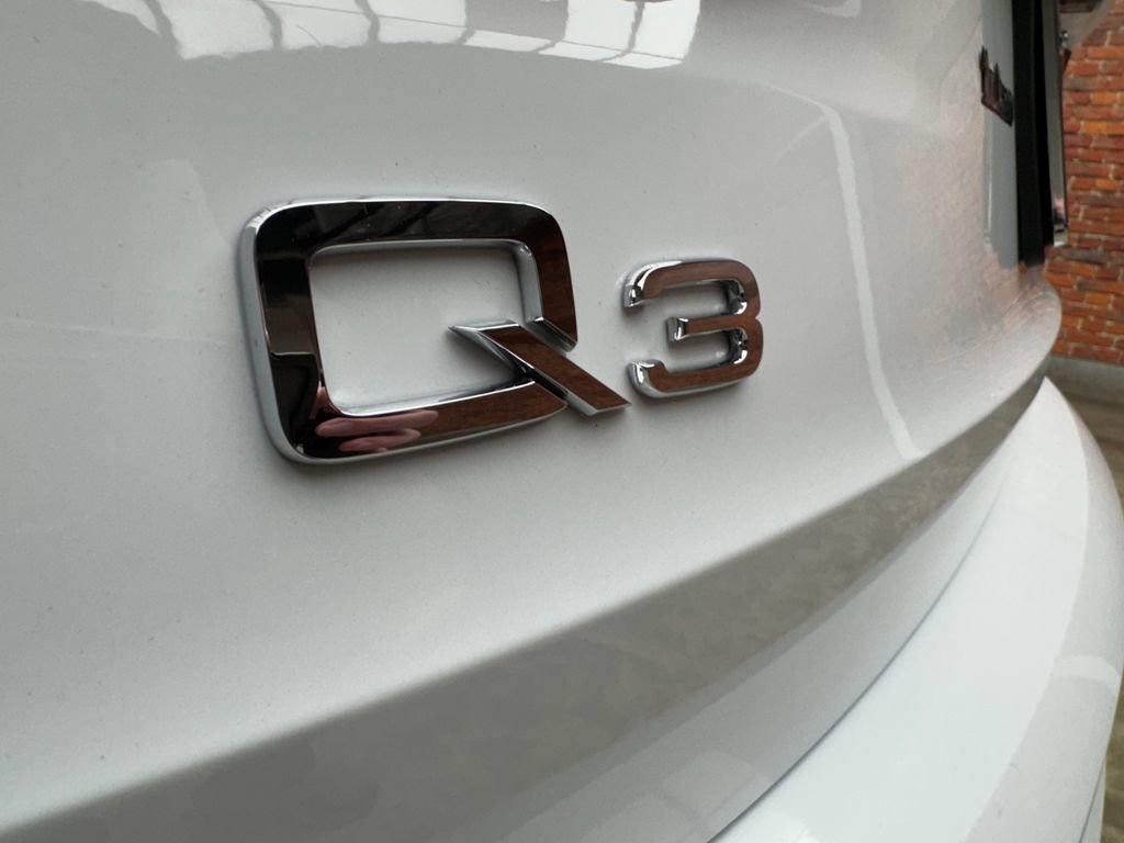 Used 2025 Audi Q3 2.0T Premium AWD/4WD image 4