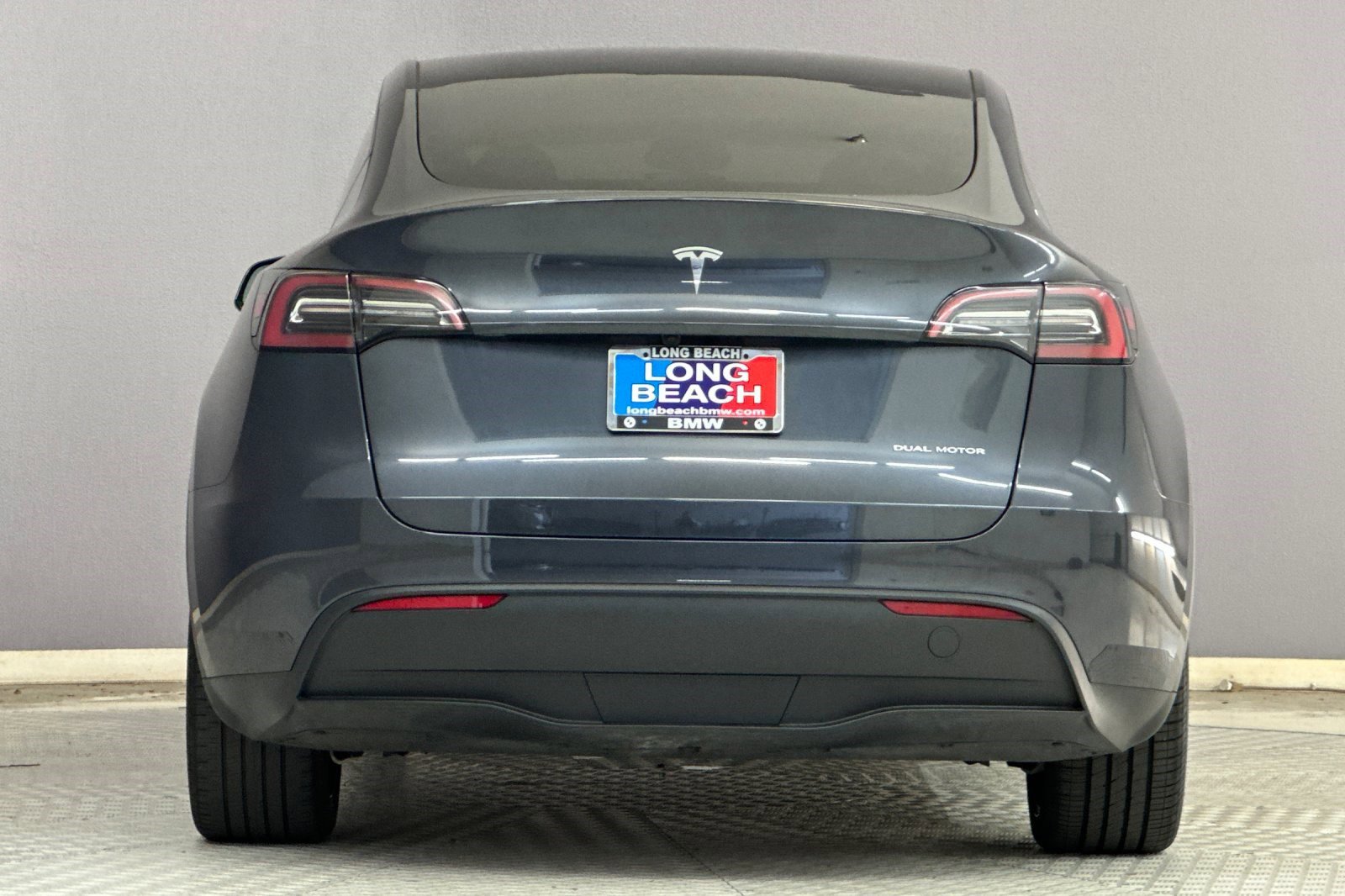 Used 2024 Tesla Model Y Long Range AWD/4WD image 9