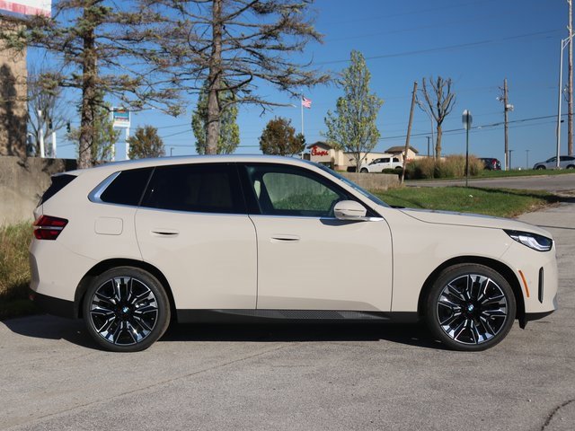 New 2026 BMW X3 xDrive30 w/ Premium Package image 4