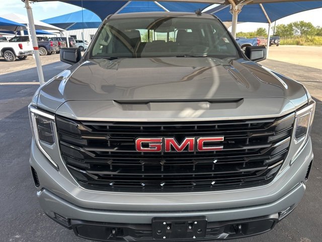 Used 2025 GMC Sierra 1500 Elevation image 2