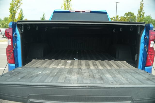 Used 2022 Chevrolet Silverado 1500 Custom Trail Boss w/ LPO, Dark Essentials Package AWD/4WD image 17