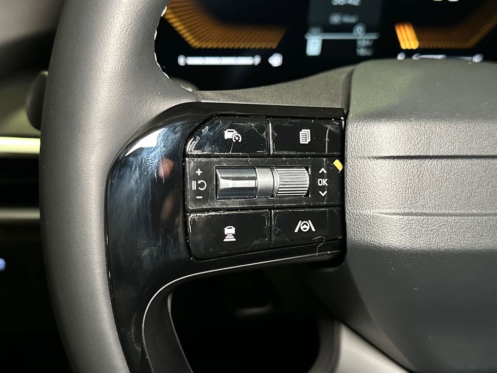 New 2026 Kia Sorento LX image 22