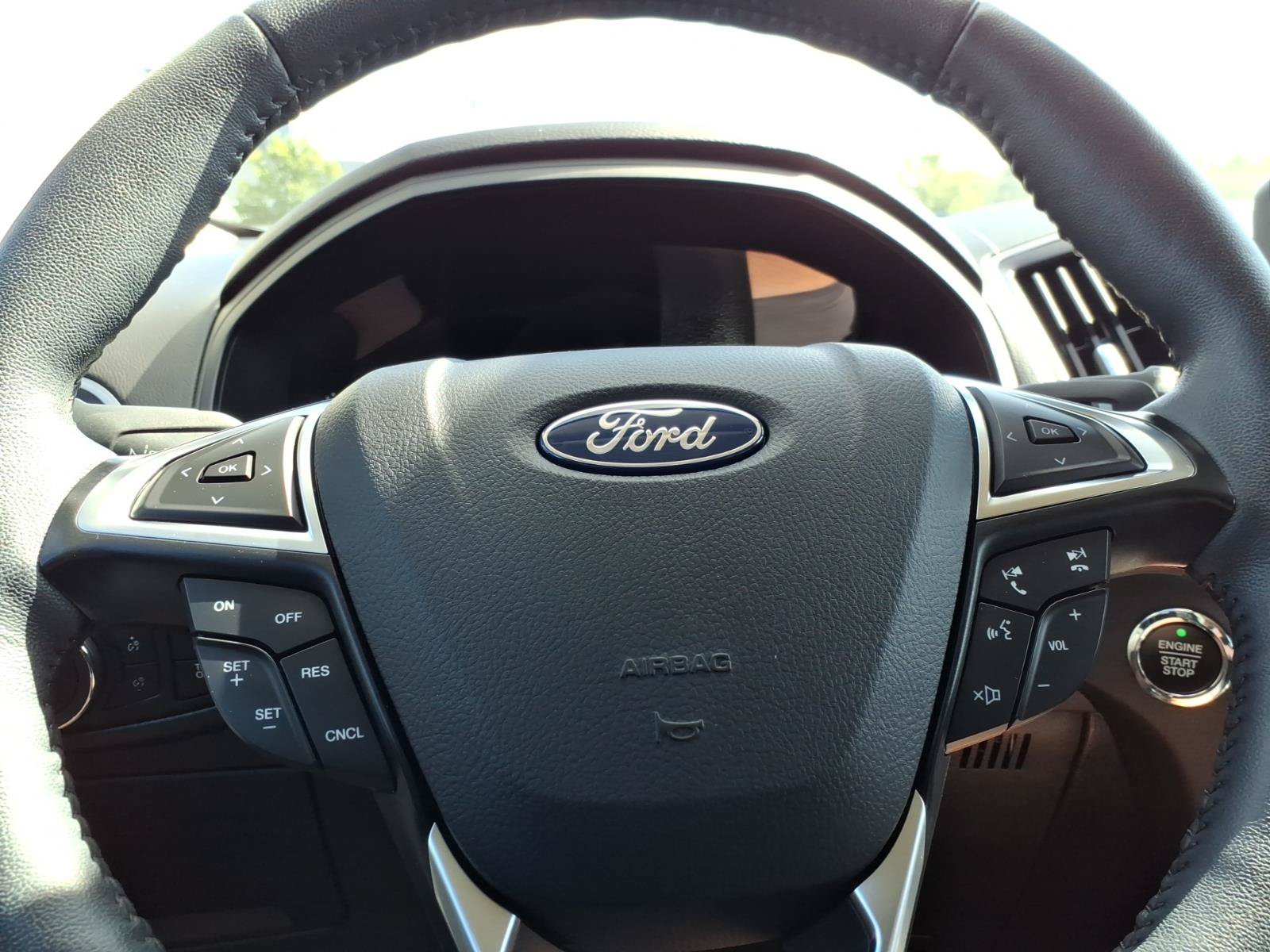 Used 2024 Ford Edge SEL w/ Convenience Package AWD/4WD image 23