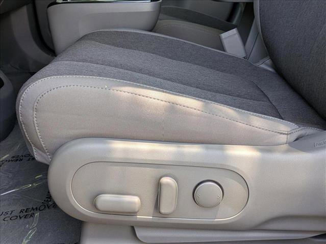 New 2025 Hyundai Ioniq 5 SE video 4