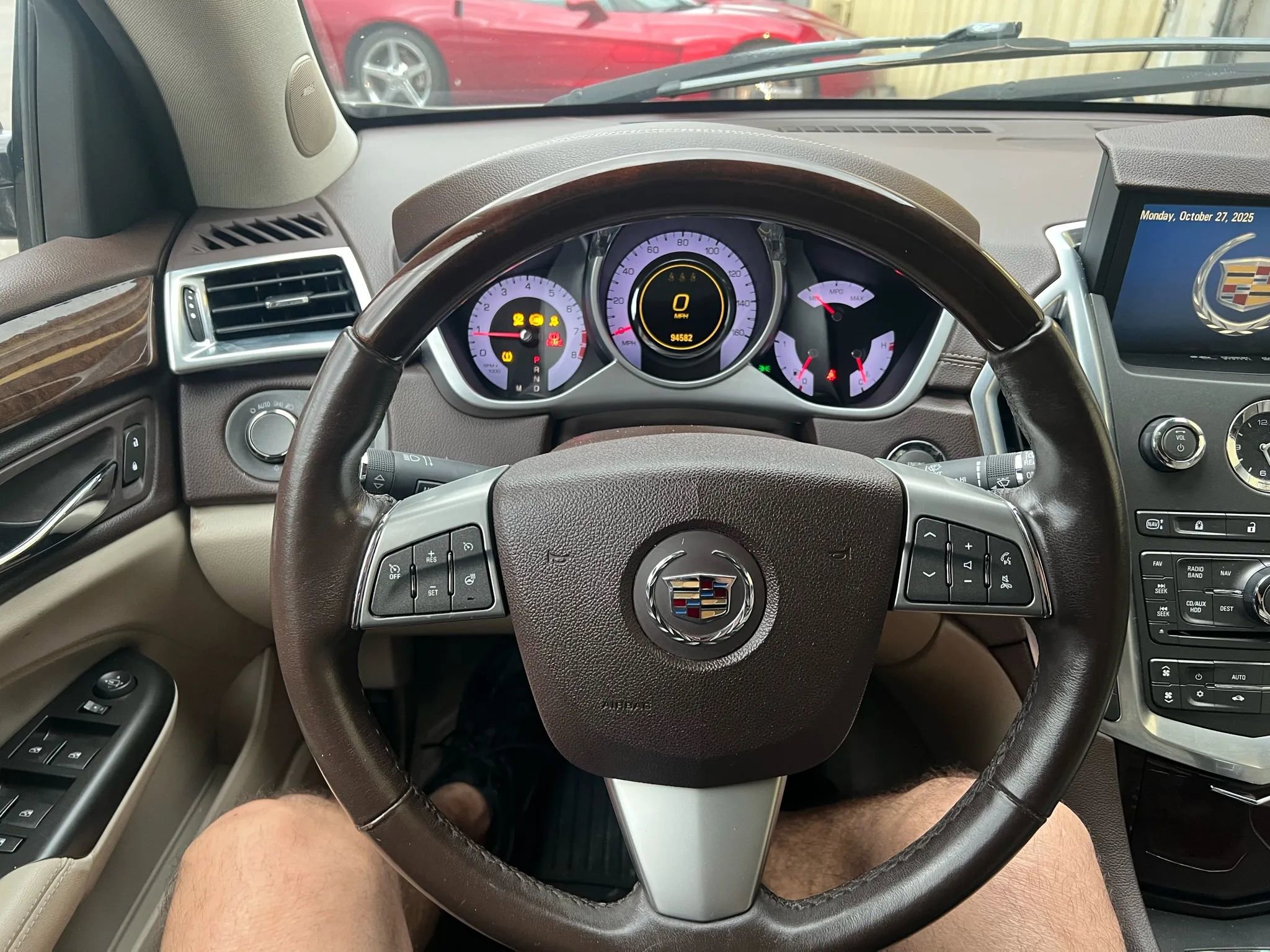 Used 2012 Cadillac SRX Luxury FWD image 9