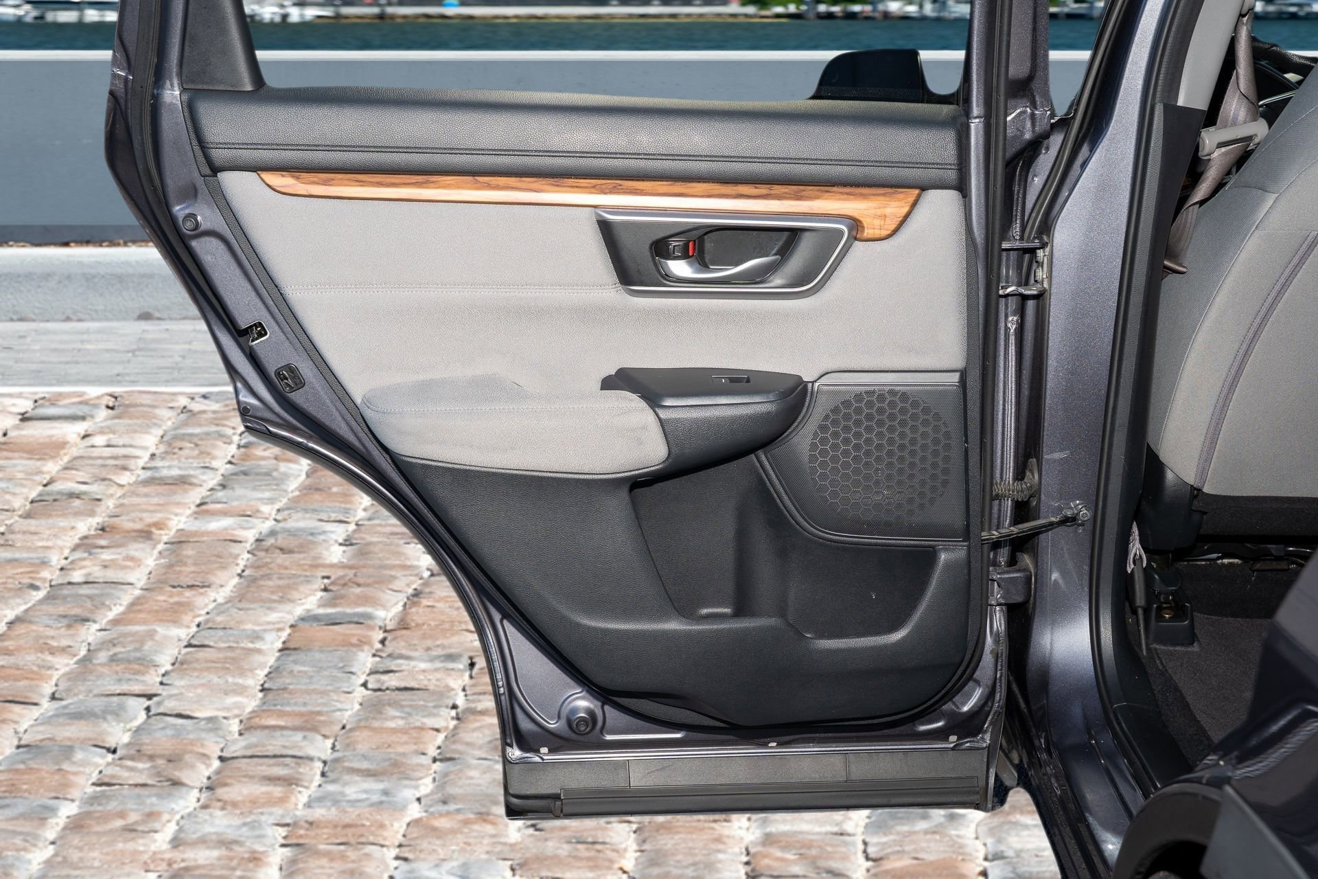 Used 2020 Honda CR-V EX image 11