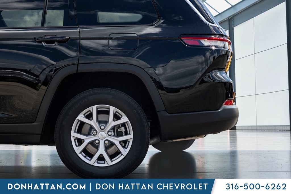 Used 2022 Jeep Grand Cherokee L Limited AWD/4WD image 33