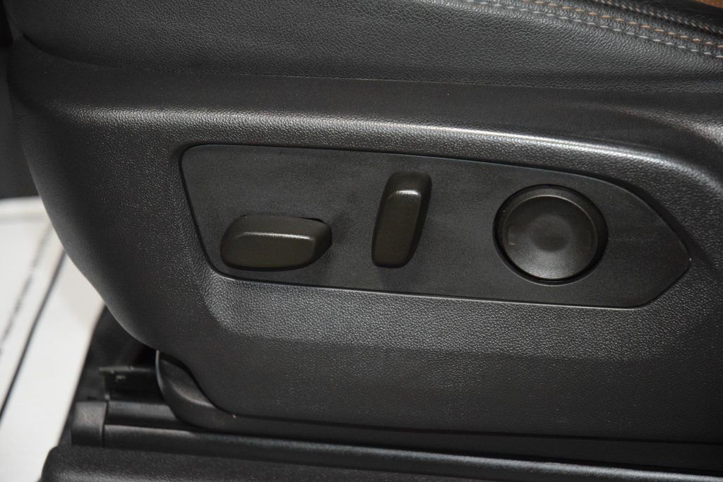 Used 2024 Chevrolet Silverado 2500 High Country w/ High Country Premium Package image 45