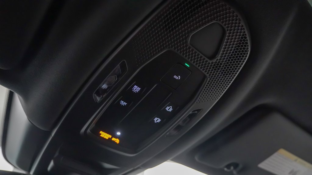 New 2025 Porsche Cayenne Coupe image 28