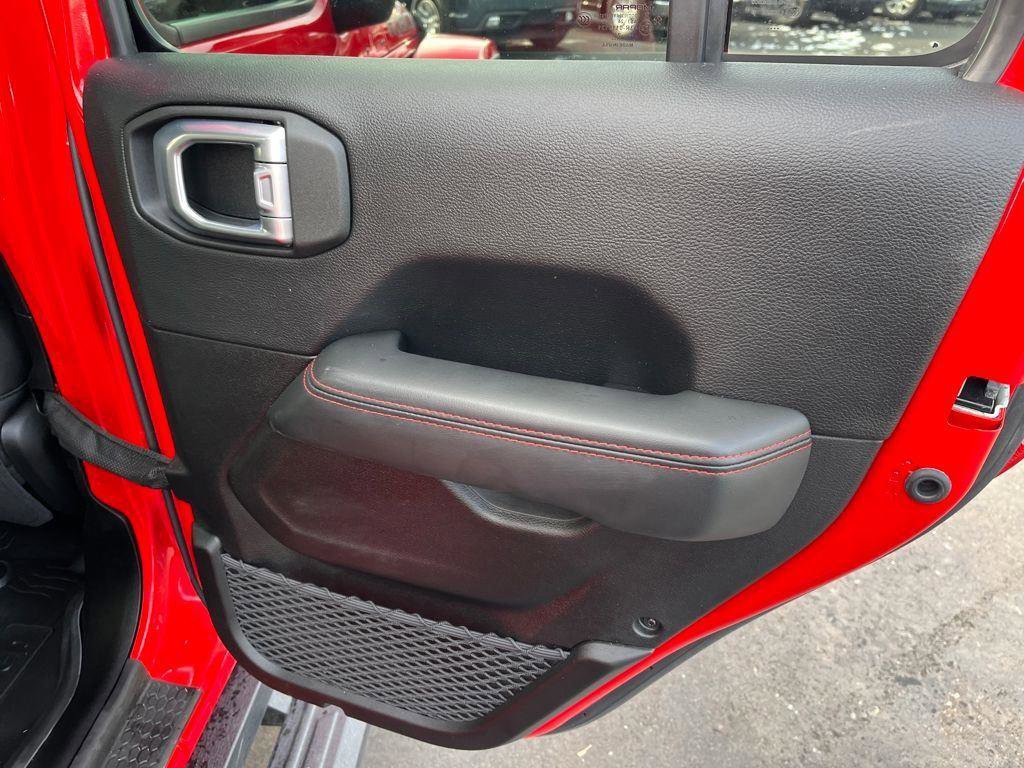 Used 2024 Jeep Gladiator Rubicon image 24