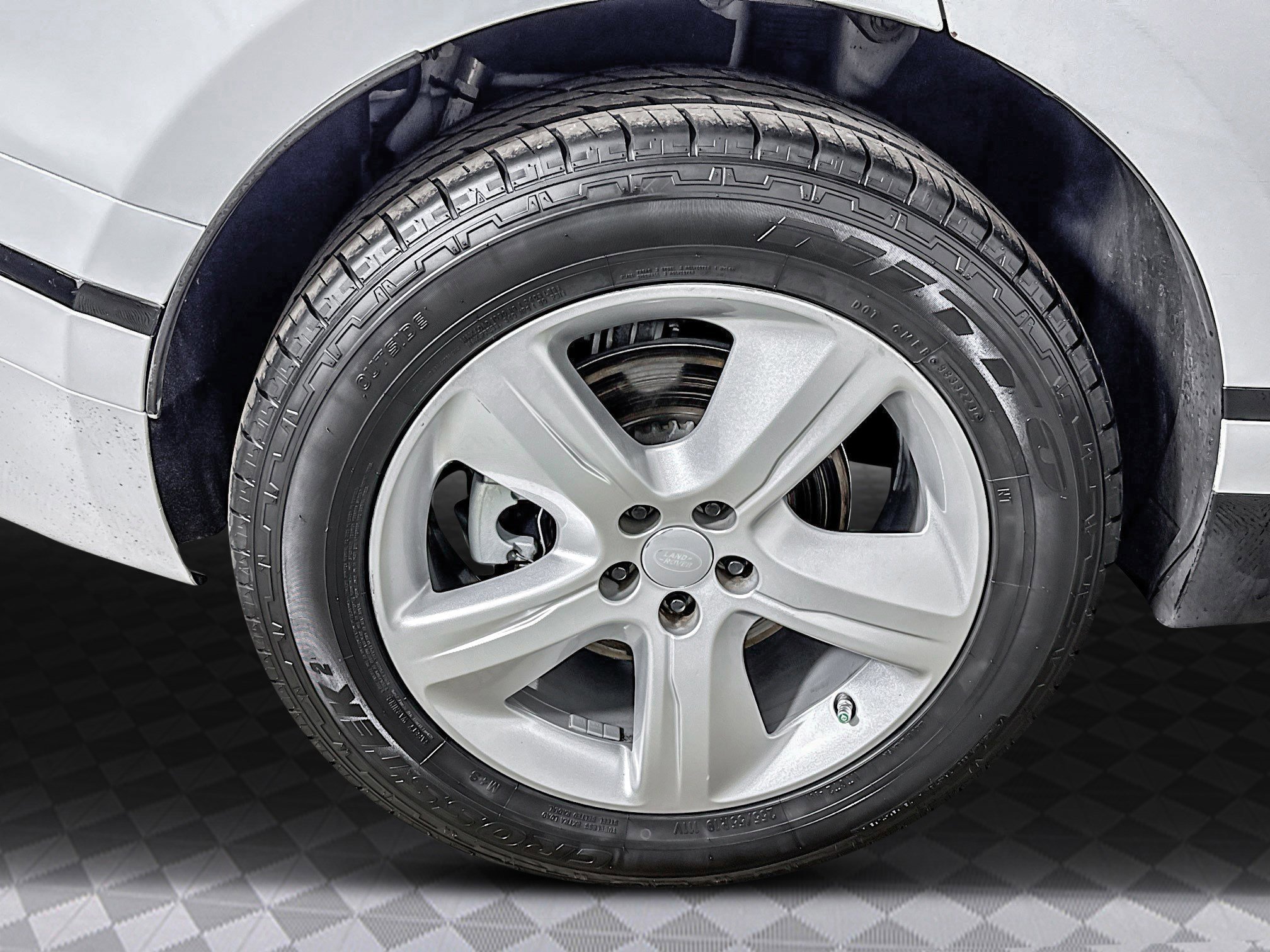 Used 2022 Land Rover Range Rover Velar S image 30