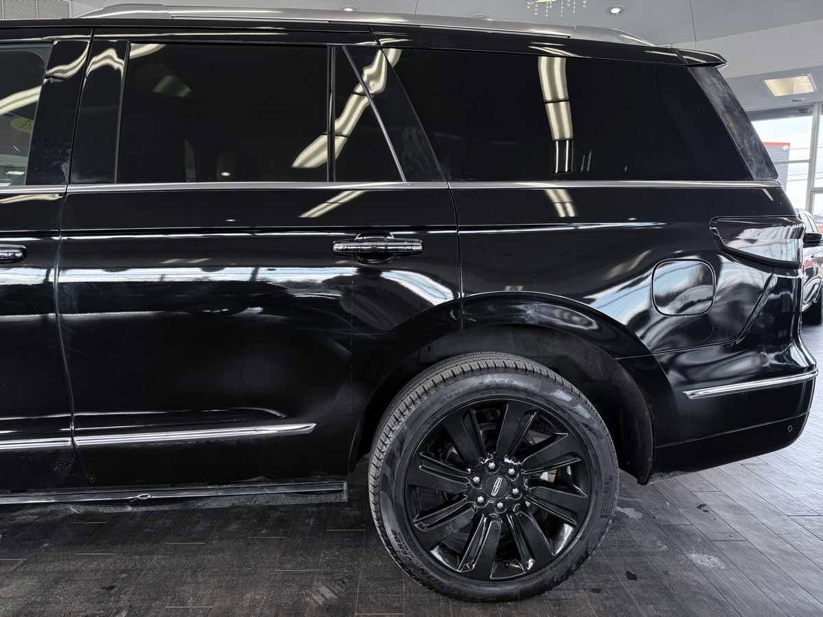 Used 2024 Lincoln Navigator Reserve AWD/4WD image 18