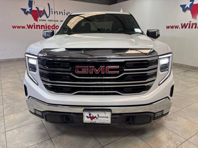 Used 2025 GMC Sierra 1500 SLT RWD image 2