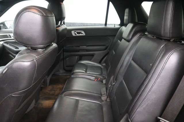 Used 2013 Ford Explorer XLT AWD/4WD image 18