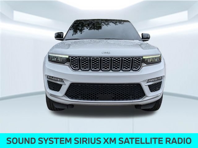 Used 2024 Jeep Grand Cherokee Summit AWD/4WD image 10