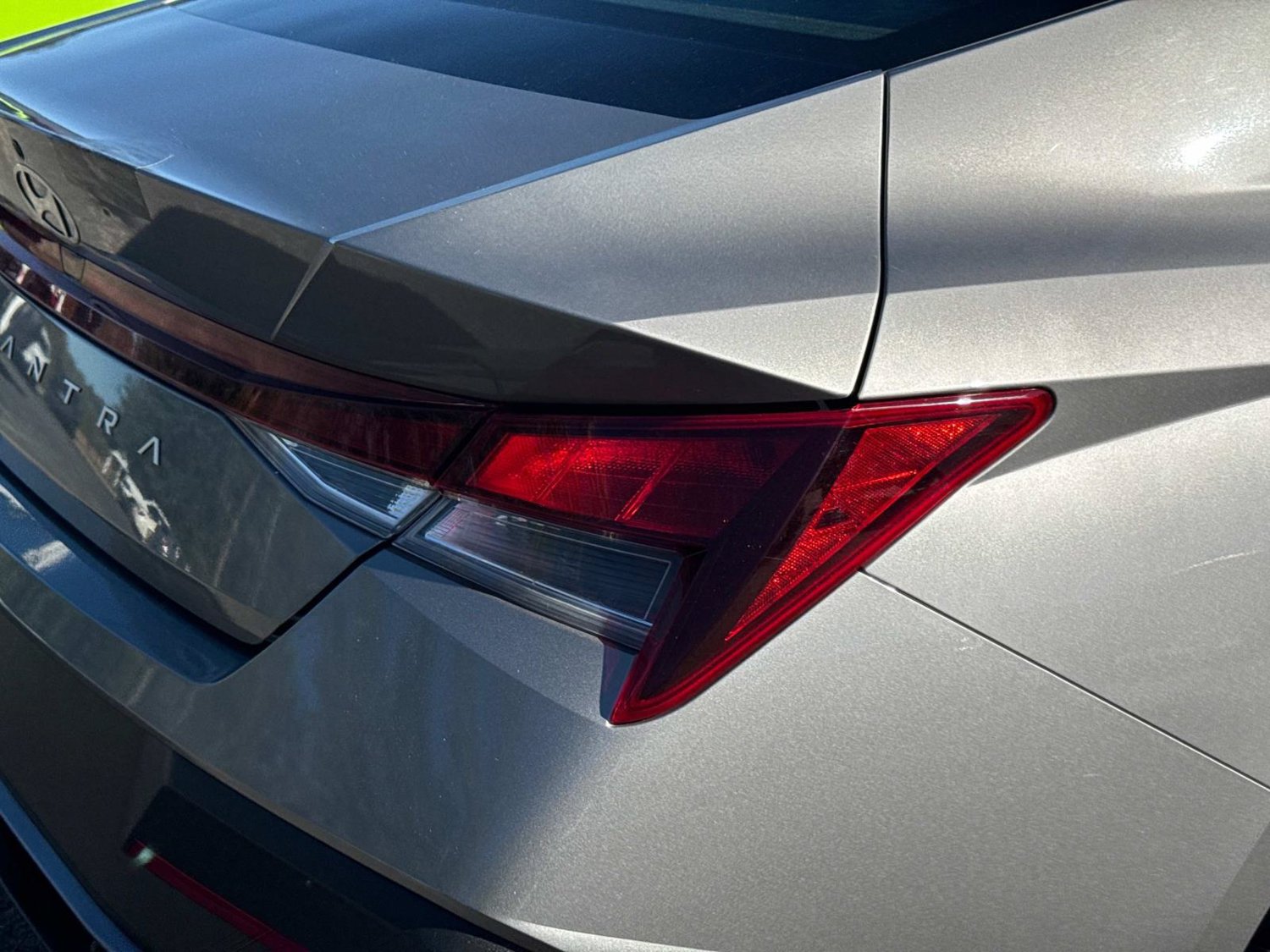 Used 2024 Hyundai Elantra SE FWD image 15