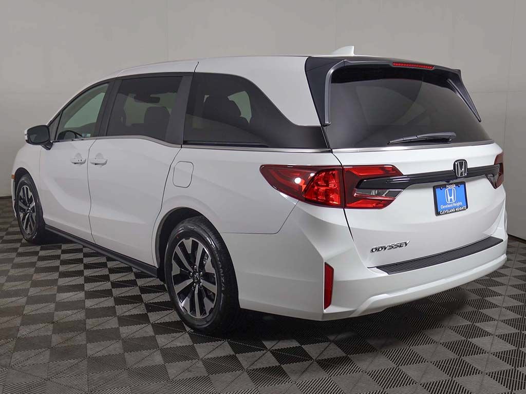 New 2026 Honda Odyssey EX-L image 4