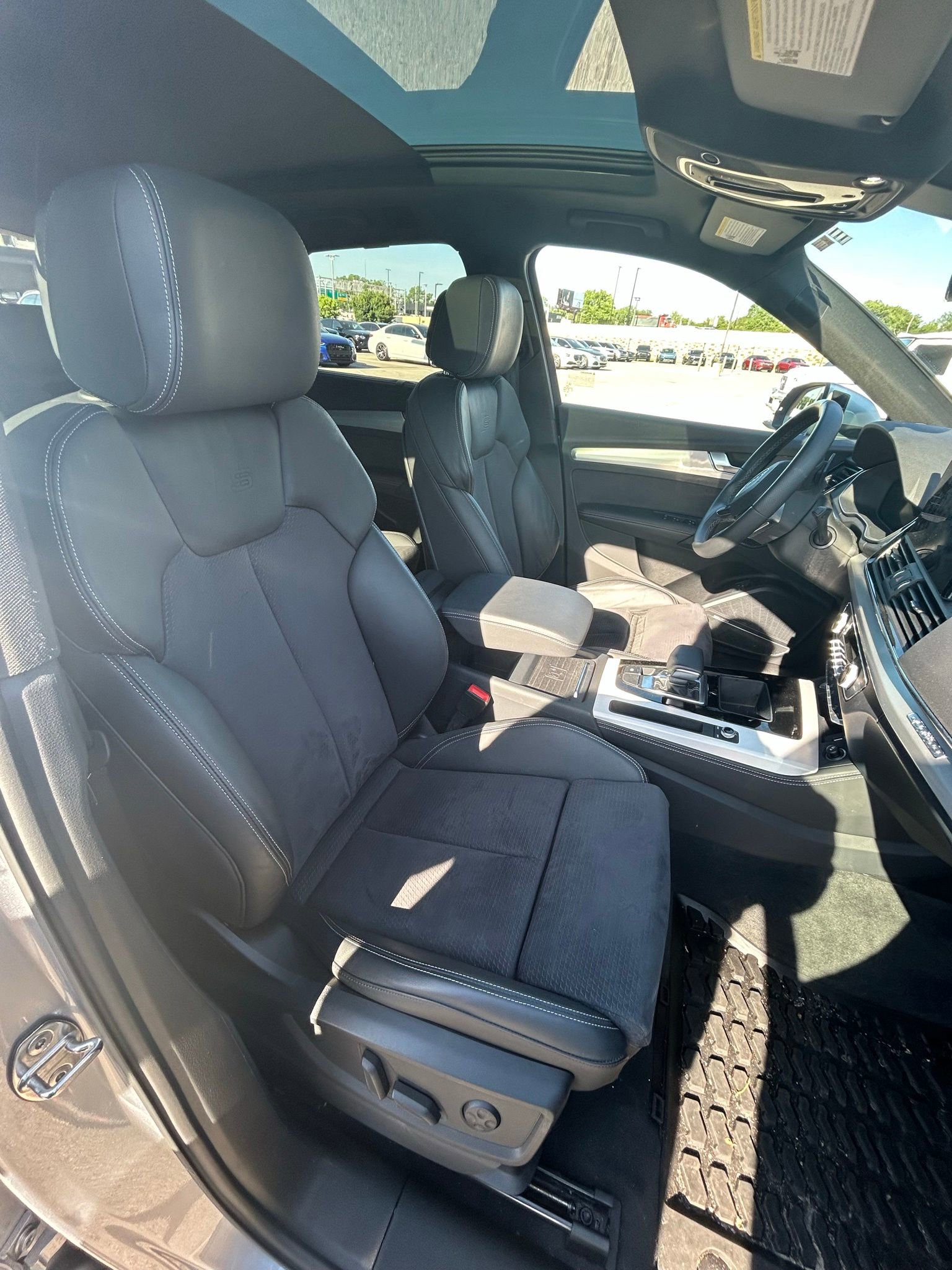 Used 2023 Audi Q5 e Prestige AWD/4WD image 12