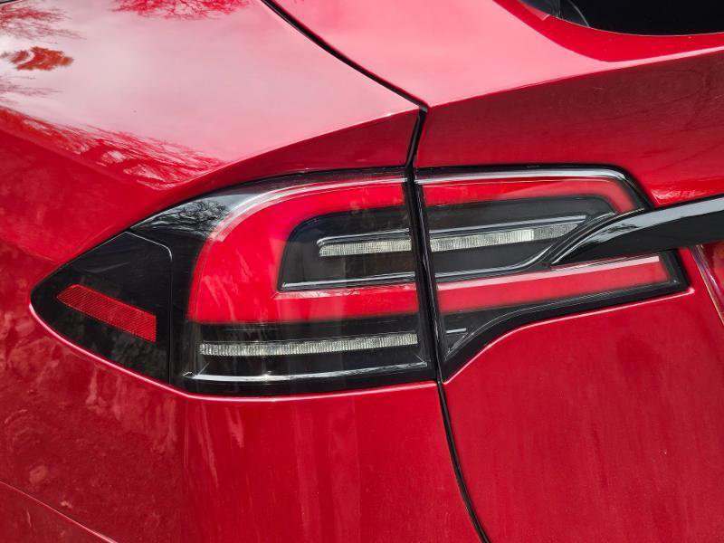 Used 2023 Tesla Model X Plaid image 28