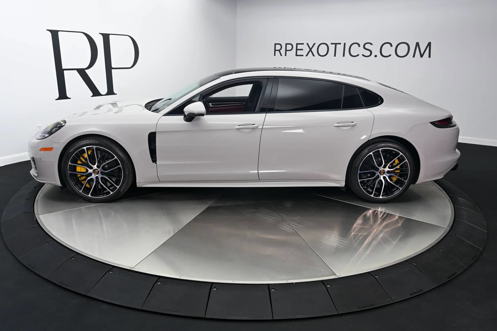 Used 2023 Porsche Panamera Turbo S Executive AWD/4WD image 8