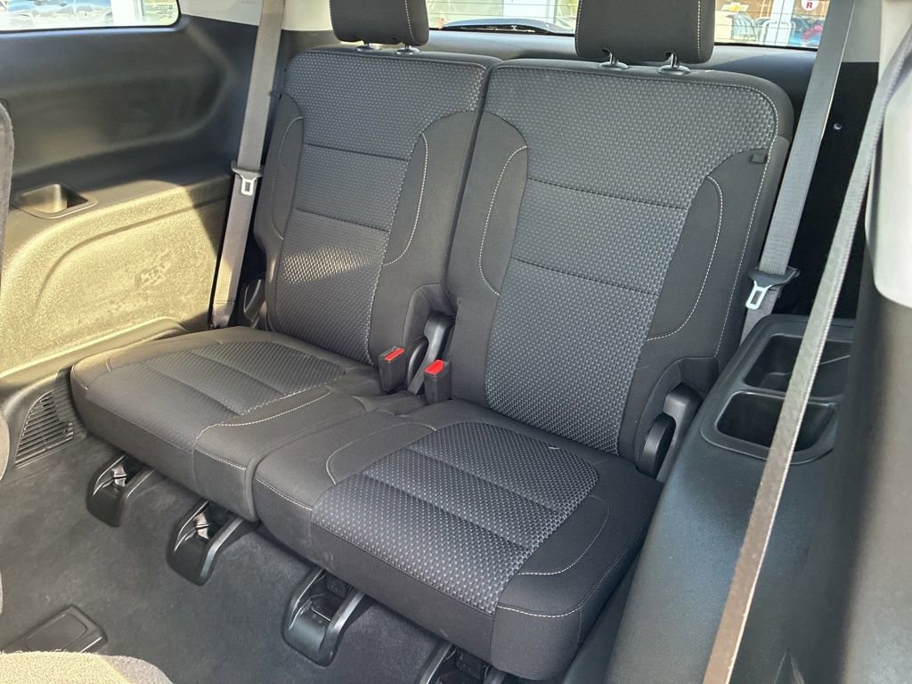 Used 2023 GMC Acadia SLE w/ Driver Convenience Package image 29