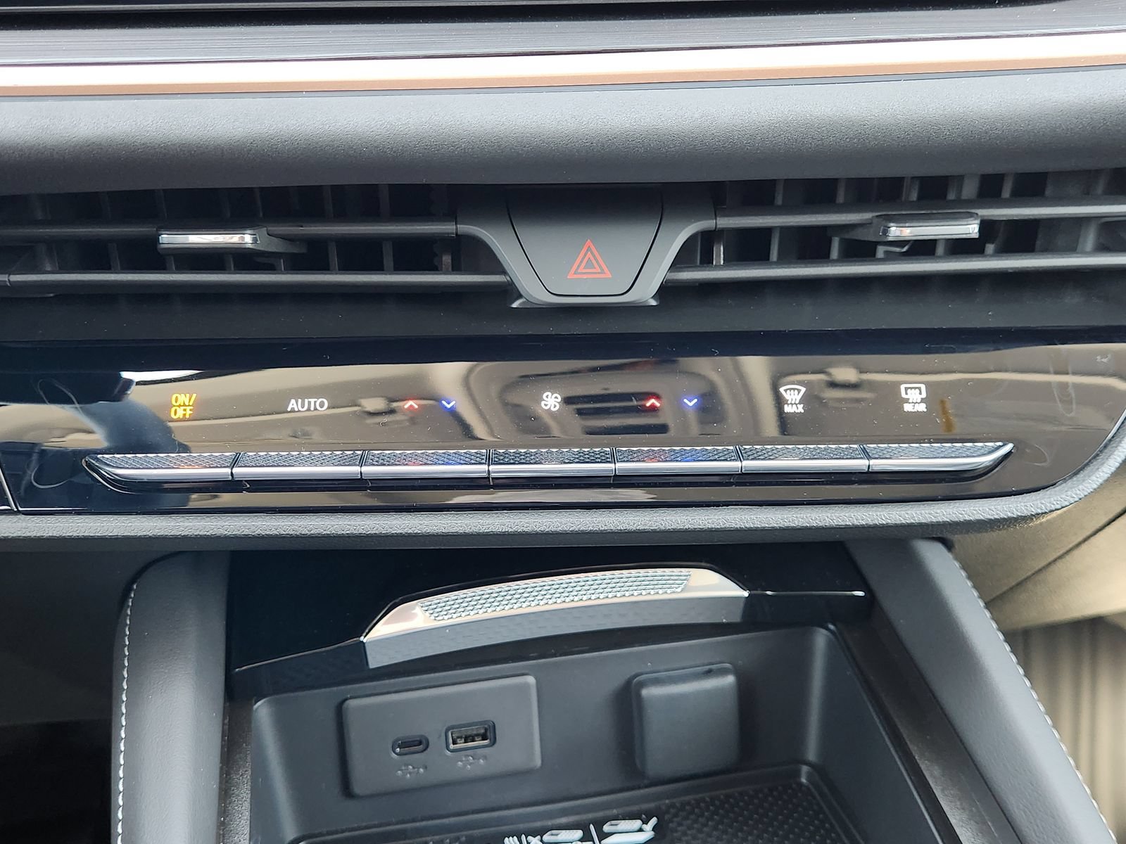 New 2026 Buick Envision Sport Touring AWD/4WD image 22