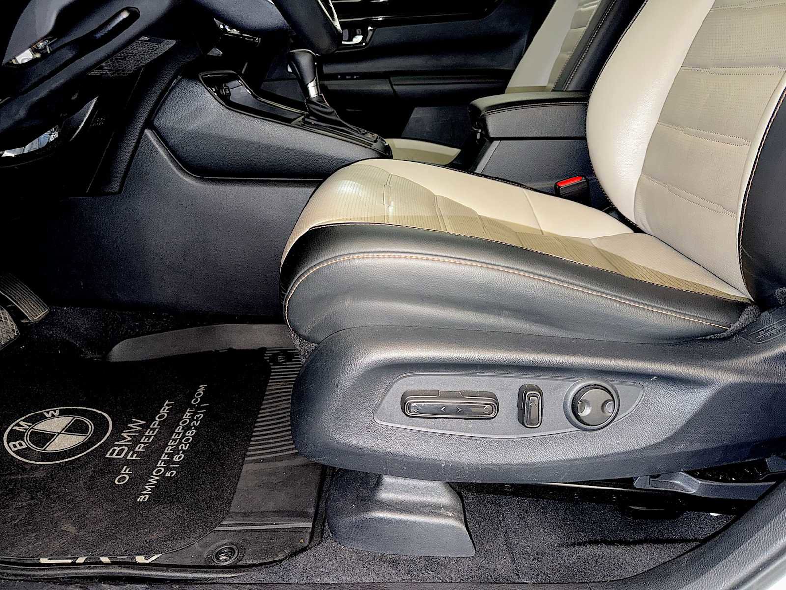 Used 2024 Honda CR-V Sport Touring image 10