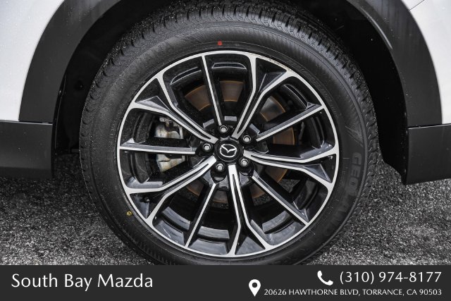Certified 2025 MAZDA CX-70 Plug-In Hybrid w/ Premium Pkg AWD/4WD image 10