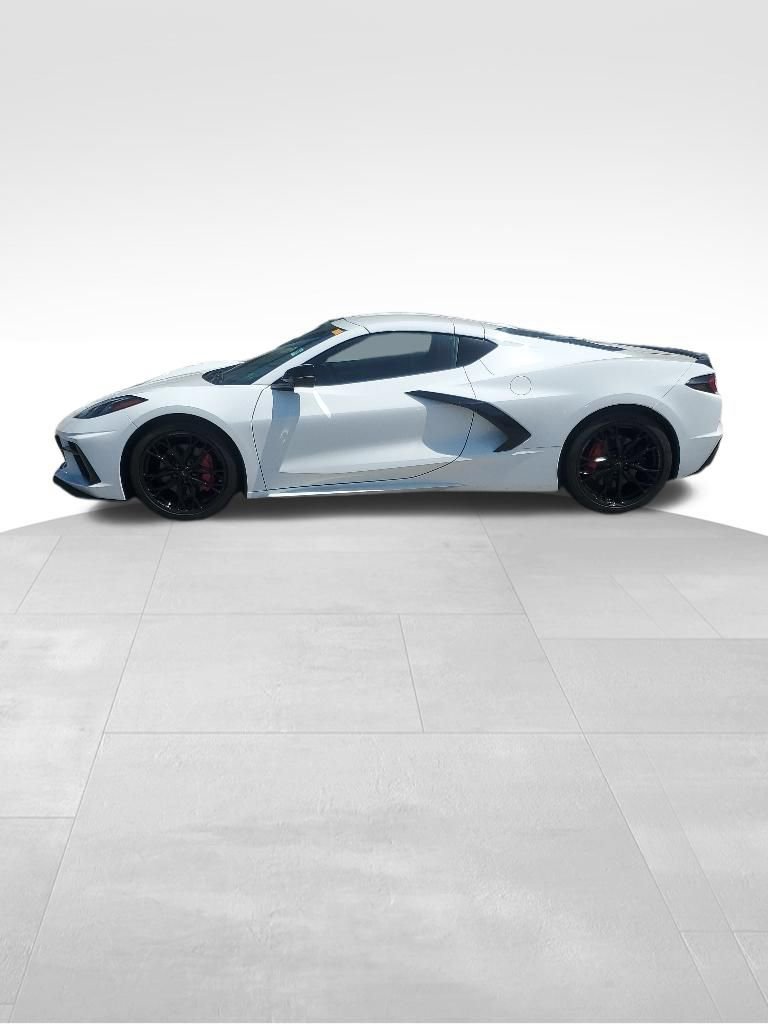 Used 2025 Chevrolet Corvette Stingray Coupe w/ Battery Protection Package RWD image 2