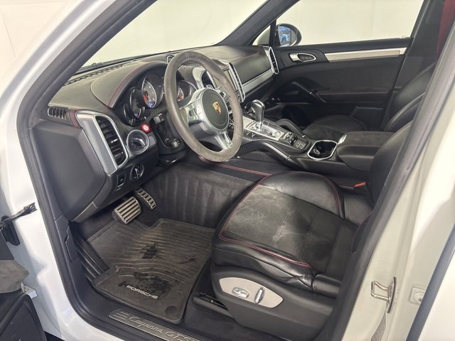 Used 2014 Porsche Cayenne GTS image 10