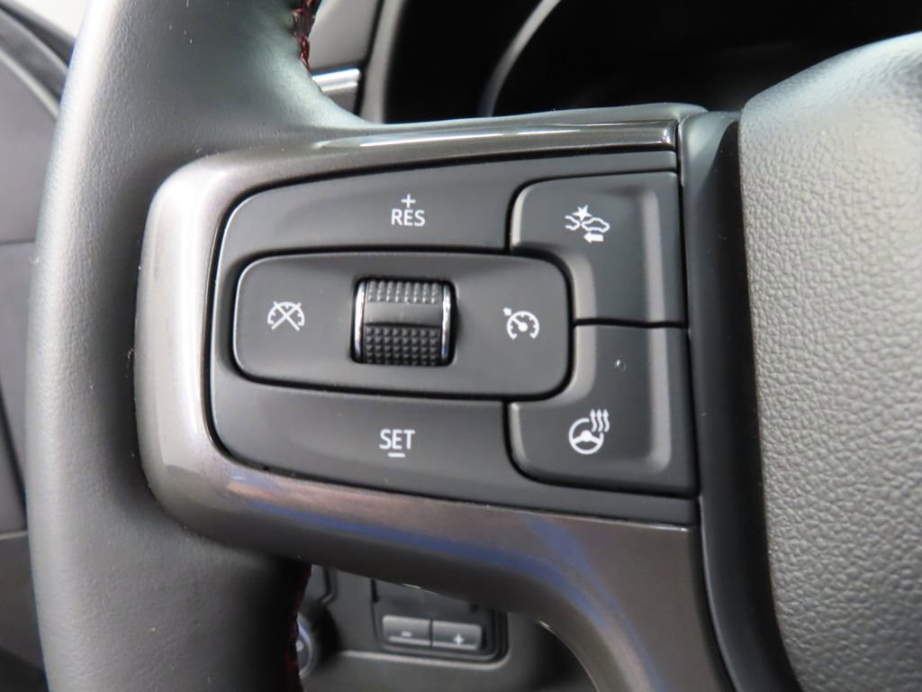 Used 2024 Chevrolet Suburban RST w/ Luxury Package image 60