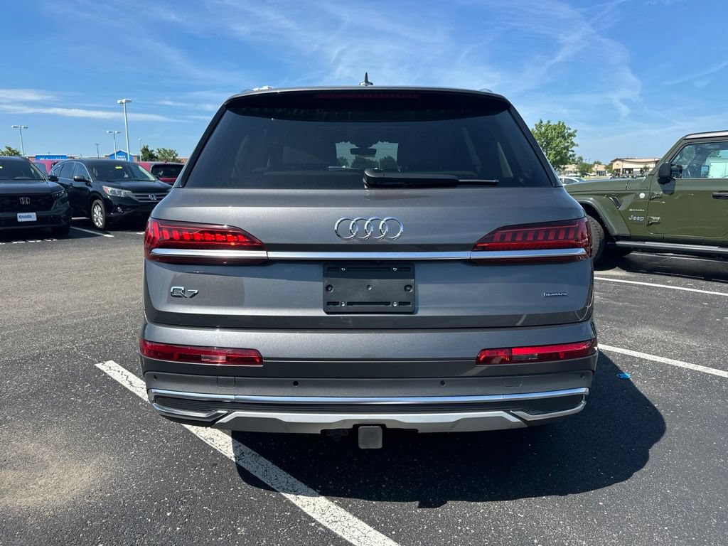 Used 2023 Audi Q7 2.0T Premium Plus w/ Premium Plus Package AWD/4WD image 9