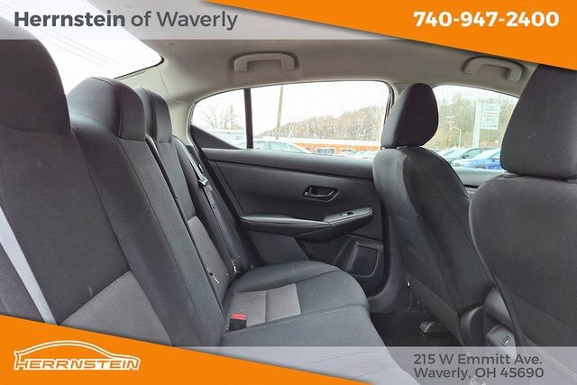 Used 2024 Nissan Sentra SV image 24