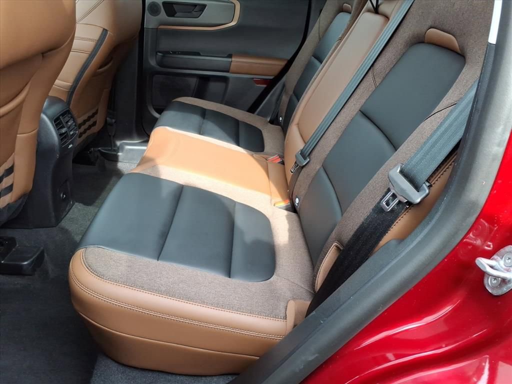Certified 2025 Ford Bronco Sport Outer Banks w/ Outer Banks Tech Package+ image 9