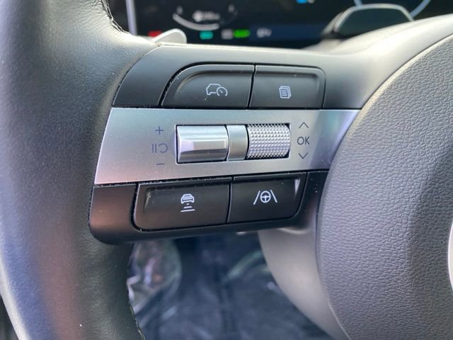 Used 2025 Hyundai Tucson Limited AWD/4WD image 25