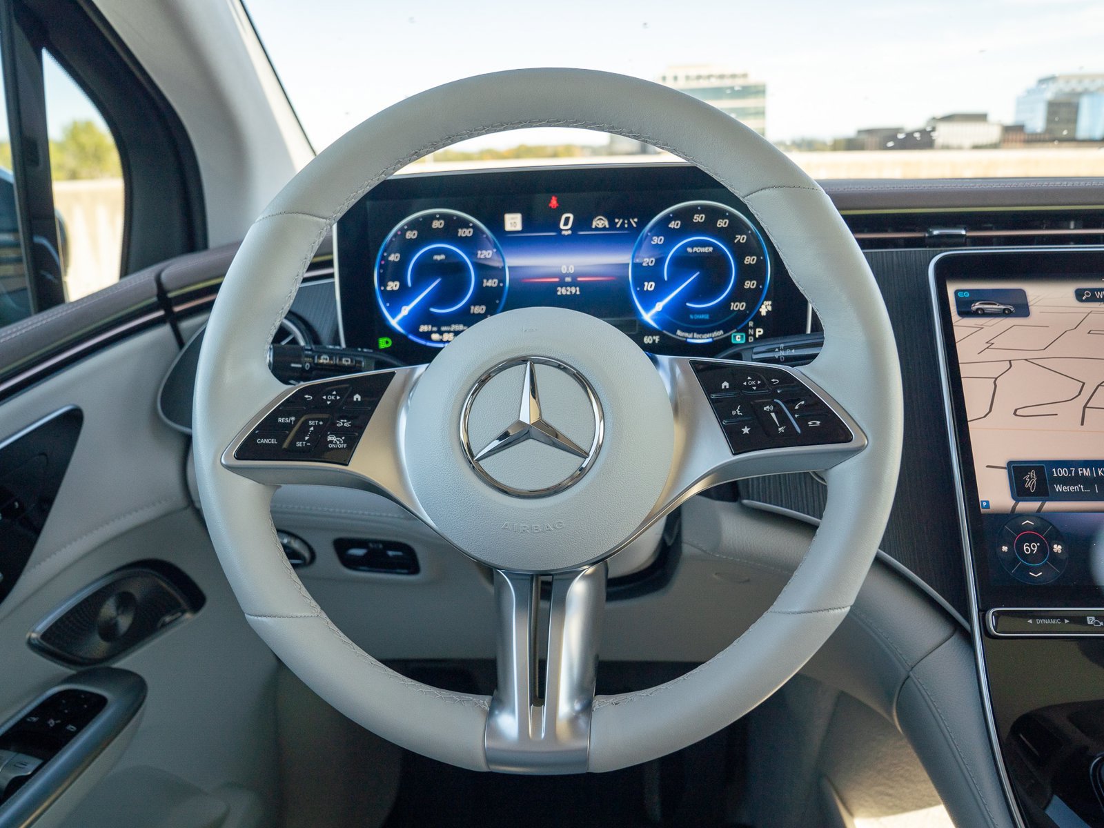 Certified 2023 Mercedes-Benz EQE 500 4MATIC SUV image 24