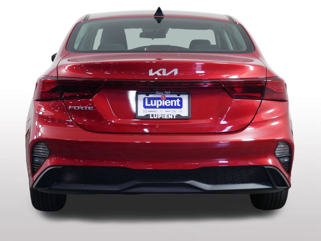 Used 2024 Kia Forte LXS w/ LXS Technology Package FWD image 10