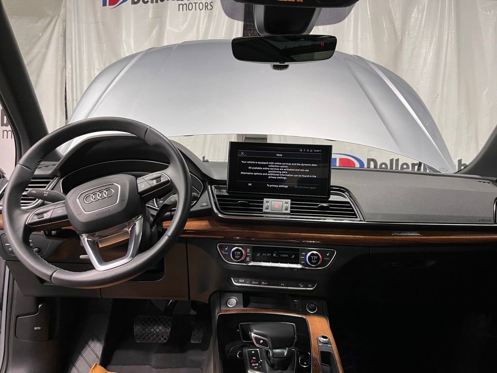 Used 2022 Audi Q5 2.0T Premium w/ Convenience Package AWD/4WD image 14