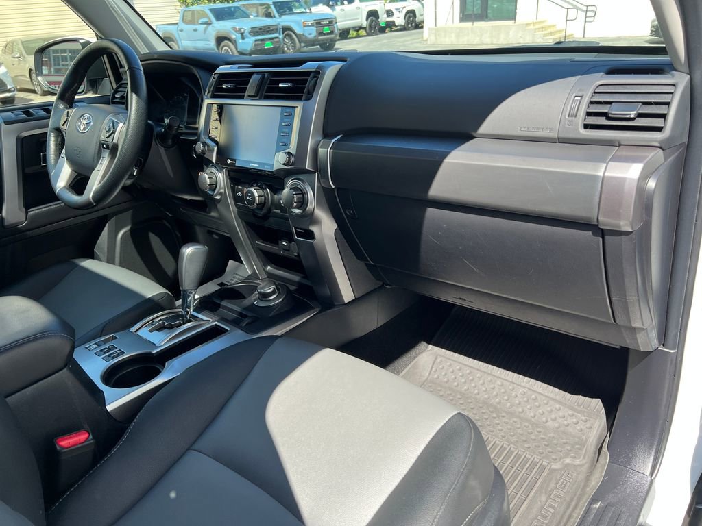 Certified 2024 Toyota 4Runner SR5 Premium w/ Moonroof Package image 25