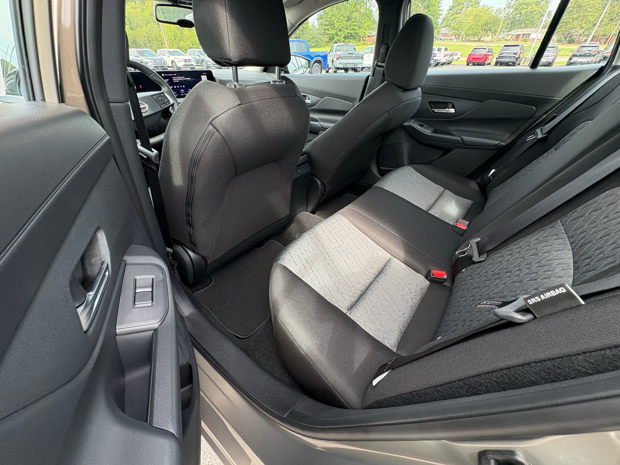 New 2027 Nissan Sentra SV w/ SV Convenience Package FWD image 21