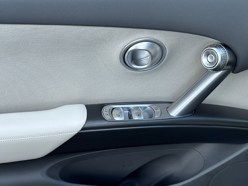 New 2027 Genesis GV60 RWD image 10