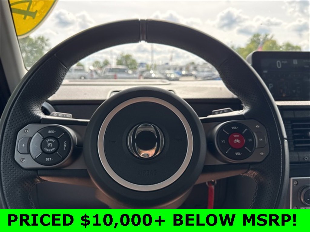 Used 2024 INEOS Grenadier Fieldmaster Edition image 10