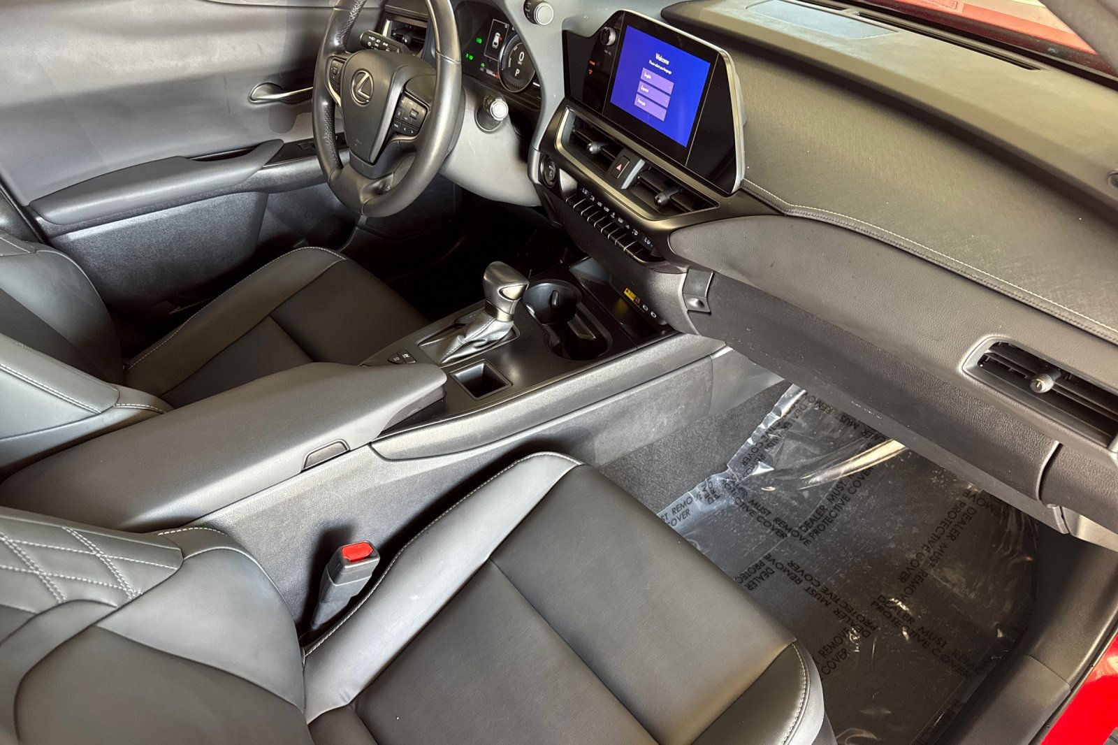 Certified 2024 Lexus UX 250h FWD image 34