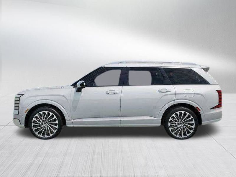 New 2026 Hyundai Palisade Calligraphy FWD image 3