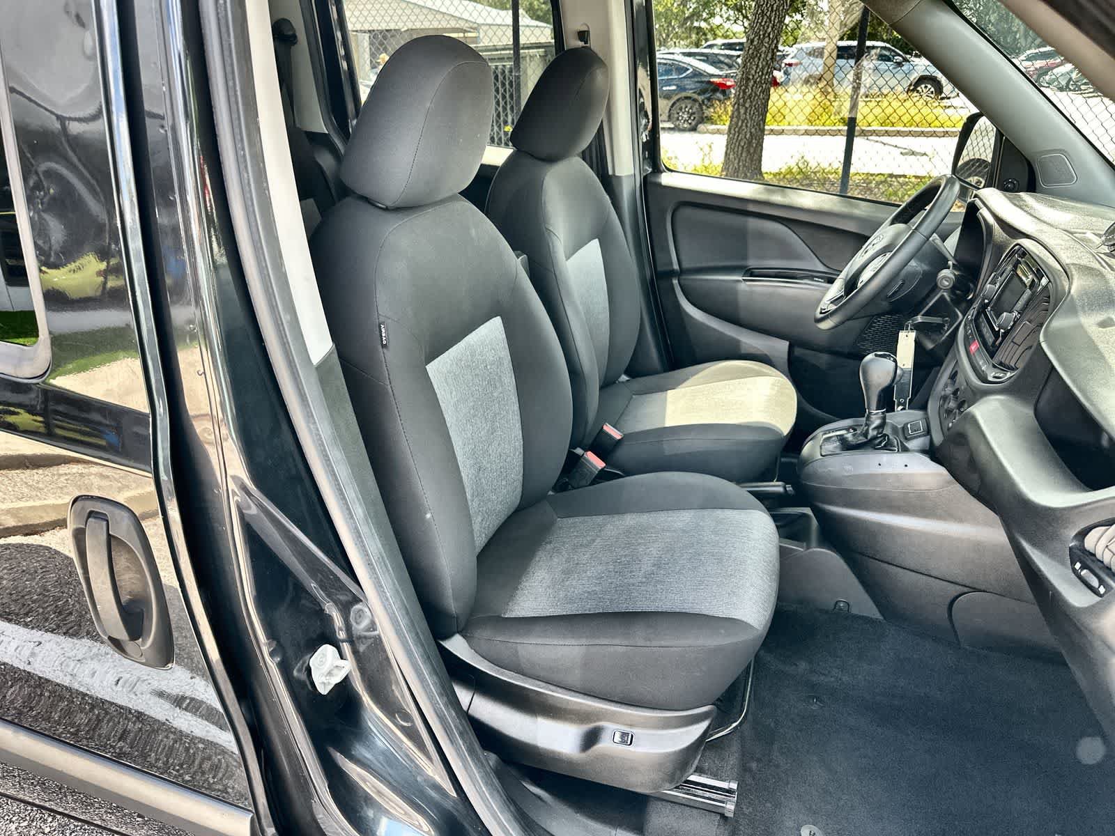 Used 2020 RAM ProMaster City SLT w/ Popular Equipment Group FWD image 9