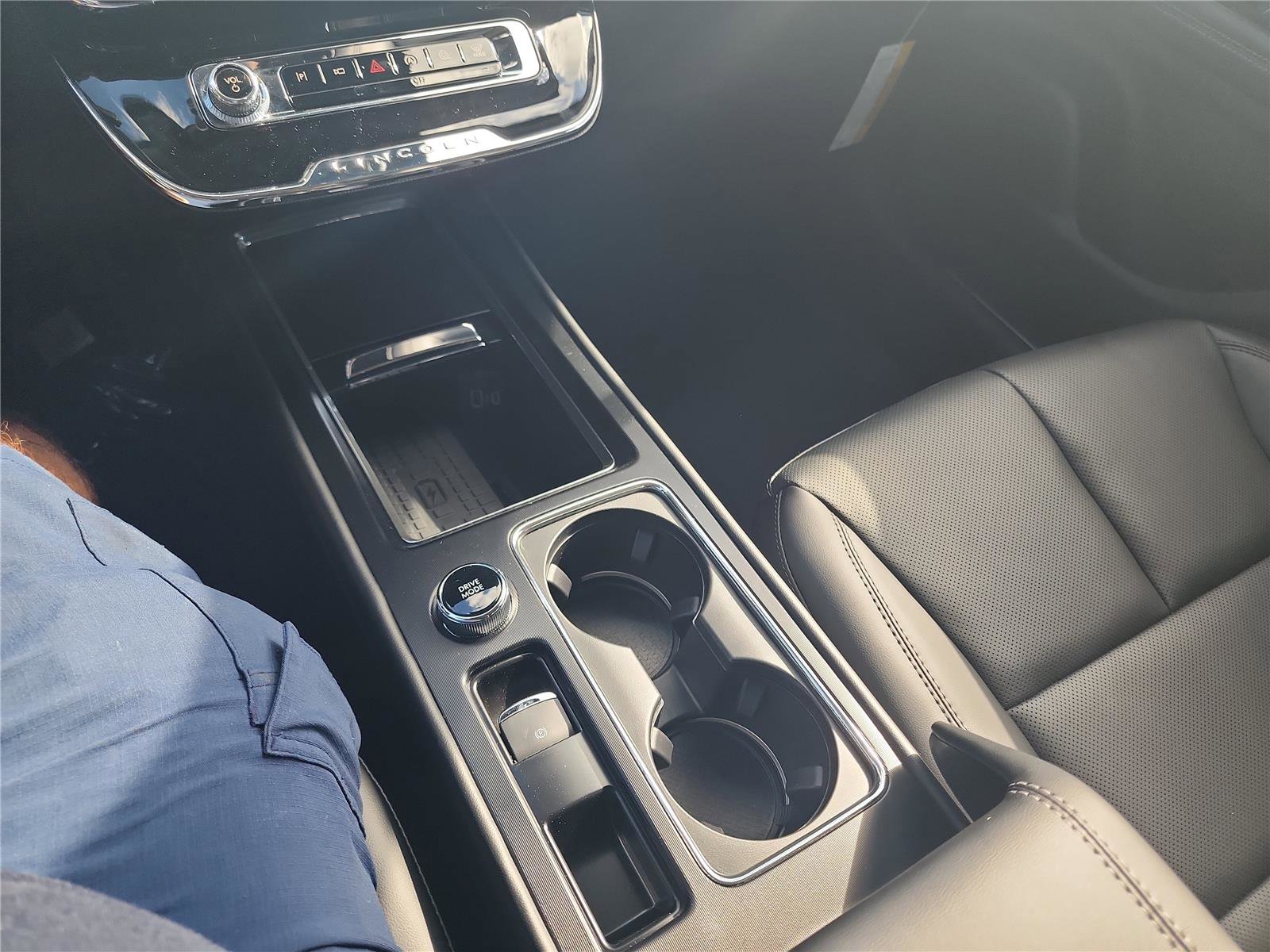 New 2026 Lincoln Corsair Premiere image 34