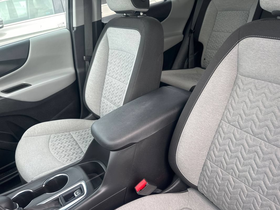 Used 2023 Chevrolet Equinox LS w/ LS Convenience Package AWD/4WD image 38