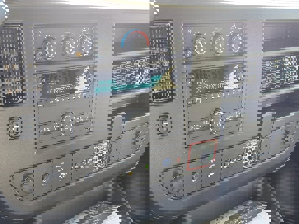 New 2026 Chevrolet Express 2500 Extended w/ Driver Convenience Package image 15