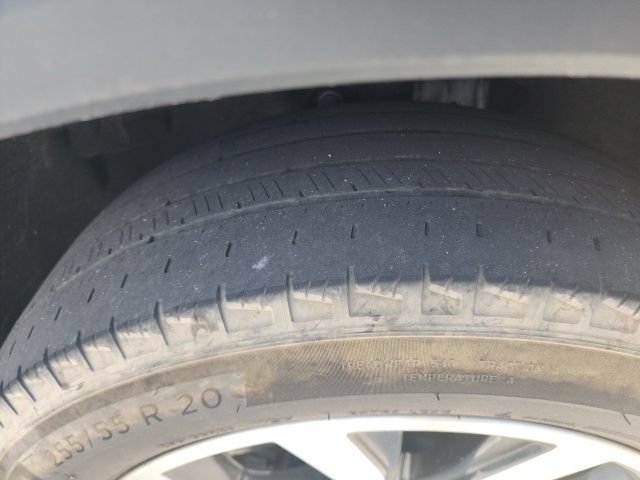 Certified 2025 Ford Explorer ST-Line AWD/4WD image 22