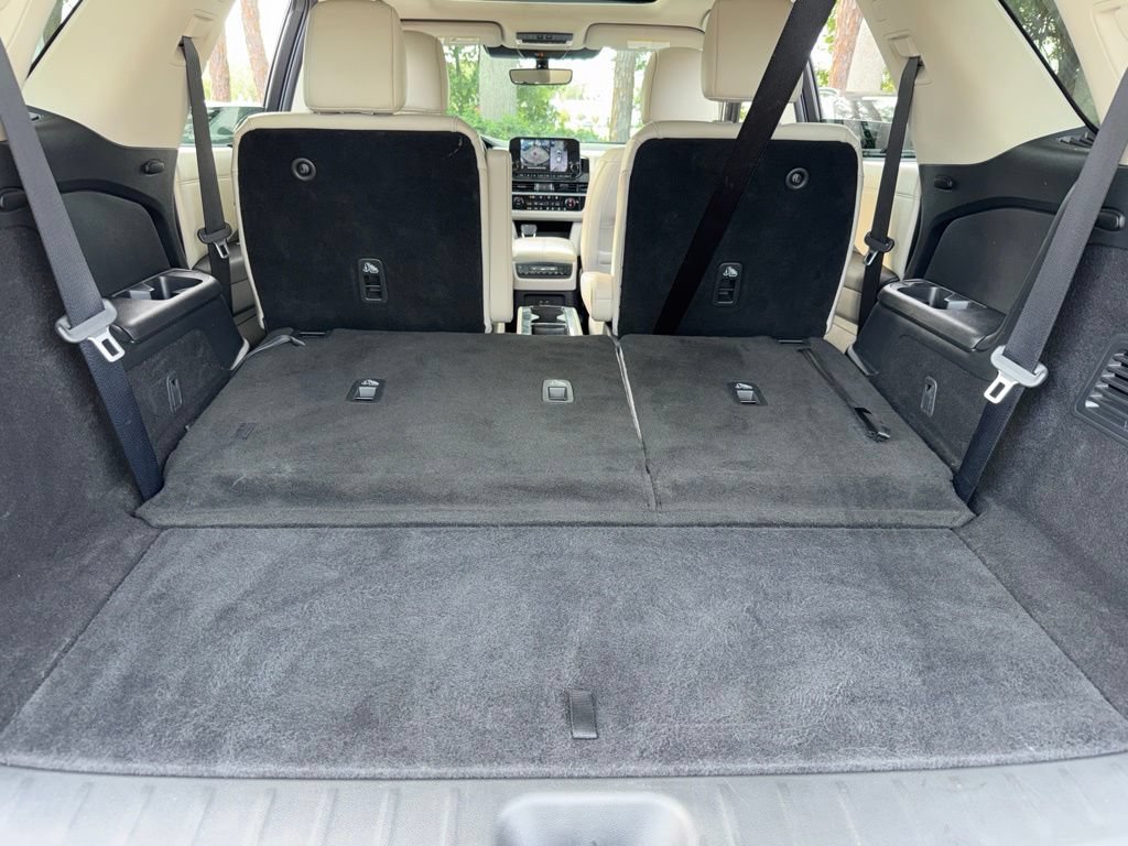 Used 2023 Nissan Pathfinder SL w/ SL Premium Package FWD image 30